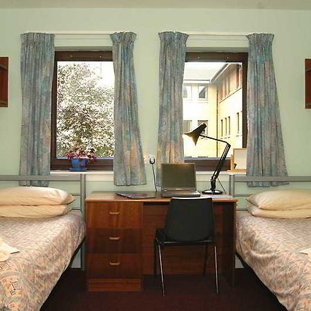 Cairncross House Lejlighedshotel Glasgow Eksteriør billede