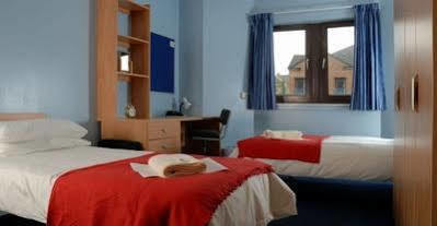 Cairncross House Lejlighedshotel Glasgow Eksteriør billede
